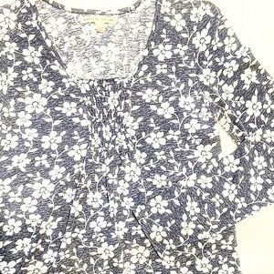Carolyn Taylor Smocked Tunic Top Long Sleeve sz Sm Blue White Ditsy Floral
